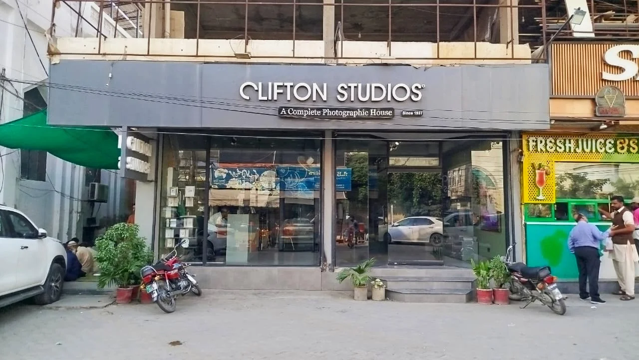 CLIFTON STUDIO gallery image 1
